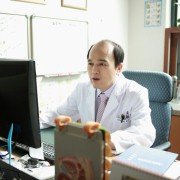 Gyeol-Hon Jeon-Ya - galeria zdjęć - filmweb