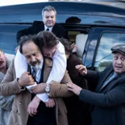 &Oacute;sma rodzina - galeria zdjęć - filmweb