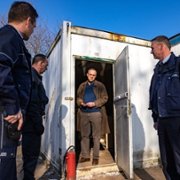 Zwei Seiten des Abgrunds - galeria zdjęć - filmweb
