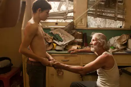 Joe - galeria zdjęć - filmweb