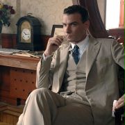 Liev Schreiber w Malowany welon
