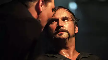 Vares: Karta przetargowa - galeria zdjęć - filmweb