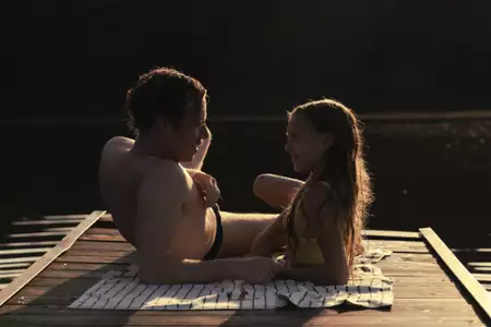 Rzeczy niezbędne - galeria zdjęć - filmweb