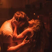 Rzeczy niezbędne - galeria zdjęć - filmweb