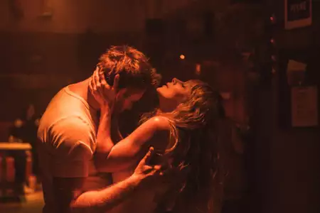 Rzeczy niezbędne - galeria zdjęć - filmweb