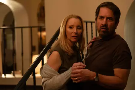 Za fasadą - galeria zdjęć - filmweb