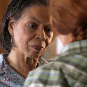 Unconditional - galeria zdjęć - filmweb