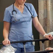 Nurse Jackie - galeria zdjęć - filmweb