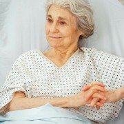 Nurse Jackie - galeria zdjęć - filmweb