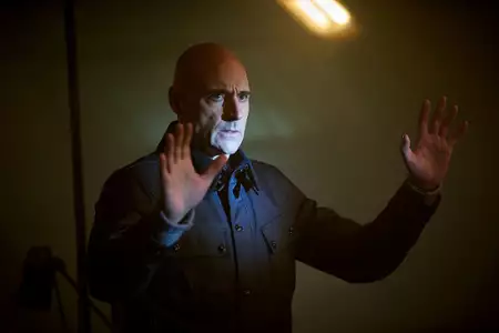 Temple - galeria zdjęć - filmweb