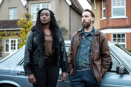 Temple - galeria zdjęć - filmweb