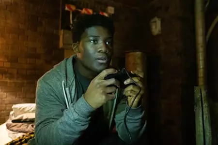 Temple - galeria zdjęć - filmweb