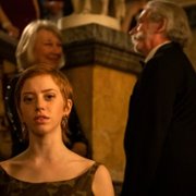 Temple - galeria zdjęć - filmweb