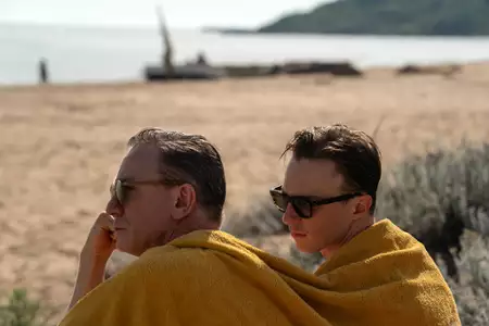 Queer - galeria zdjęć - filmweb