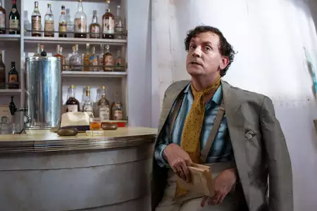 Queer - galeria zdjęć - filmweb