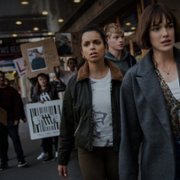 Suspicion - galeria zdjęć - filmweb