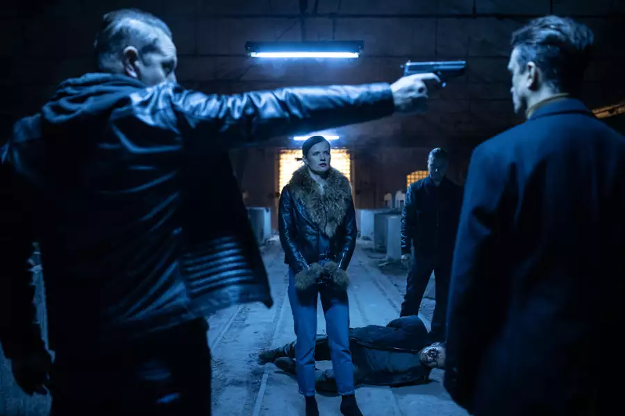 Skazana - galeria zdjęć - filmweb