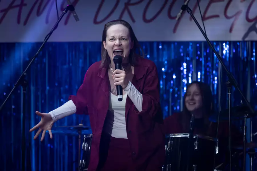 Skazana - galeria zdjęć - filmweb