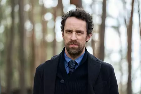 Skazana - galeria zdjęć - filmweb