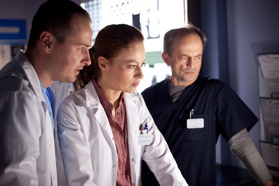 lekarze-serial-tv-2012-filmweb