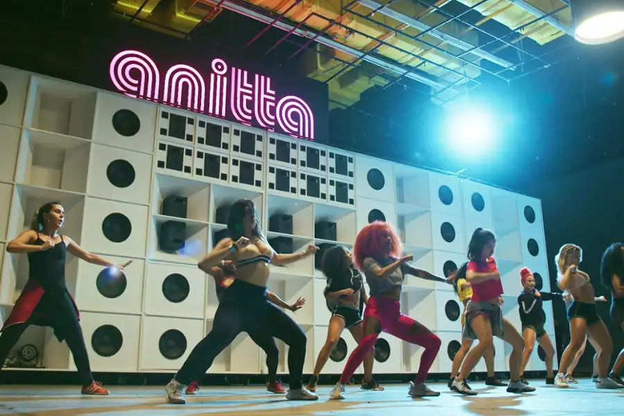 Anitta: Dziewczyna z Honorio - galeria zdjęć - filmweb