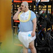 The Comedians - galeria zdjęć - filmweb