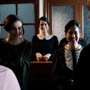 Poveda - galeria zdjęć - filmweb