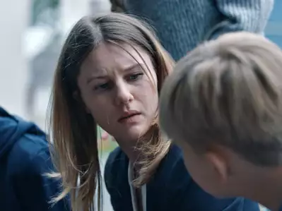 Fár - galeria zdjęć - filmweb