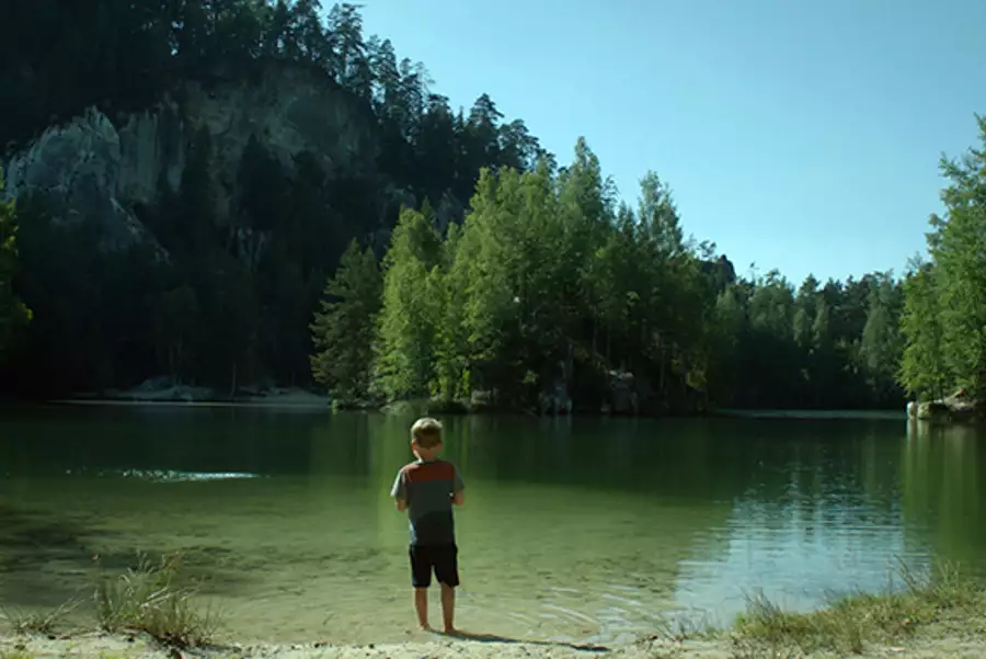 Wieża. Jasny dzień - galeria zdjęć - filmweb
