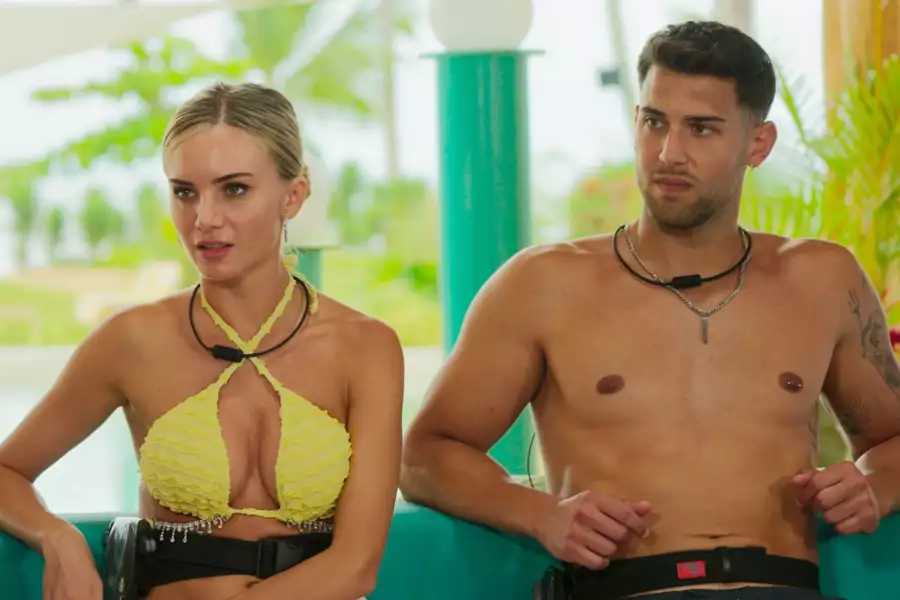 Too Hot to Handle: Hiszpania - galeria zdjęć - filmweb