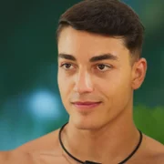 Too Hot to Handle: Hiszpania - galeria zdjęć - filmweb