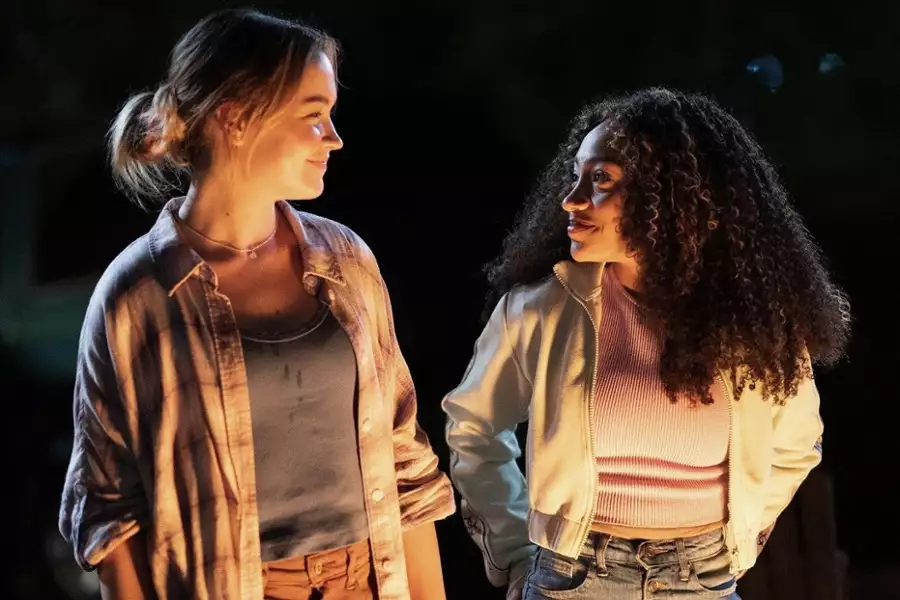 Cruel Summer - galeria zdjęć - filmweb