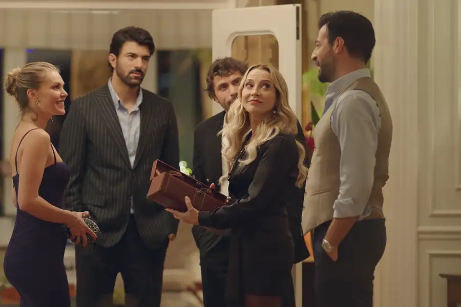 Miłość i fortuna - galeria zdjęć - filmweb