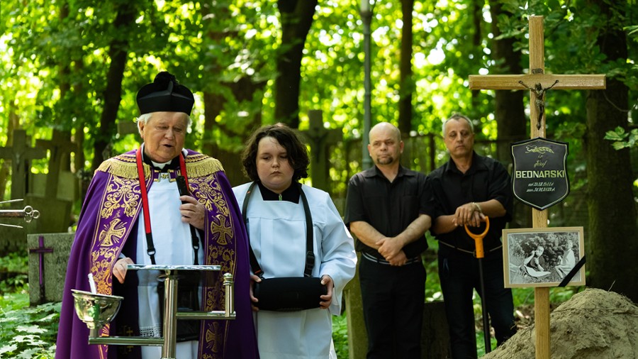 Pieniądze to nie wszystko? (recenzja filmu Masz ci los)