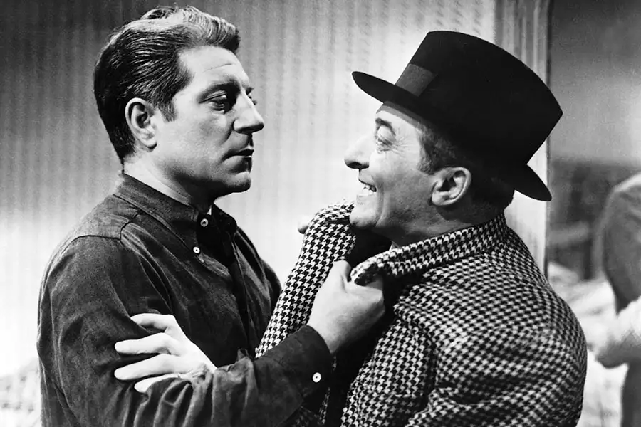 Brzask - galeria zdjęć - filmweb