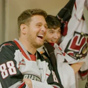 Hometown Giants - galeria zdjęć - filmweb
