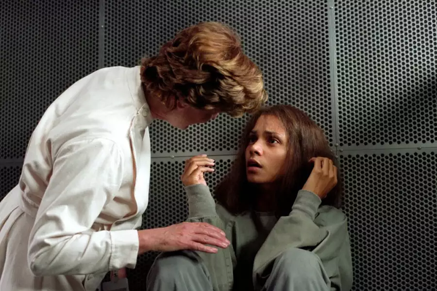Gothika - galeria zdjęć - filmweb