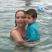 Playing Nice - galeria zdjęć - filmweb