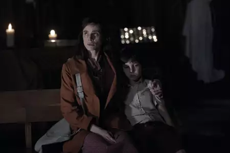 Intruders - galeria zdjęć - filmweb