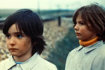 Duch roju - galeria zdjęć - filmweb