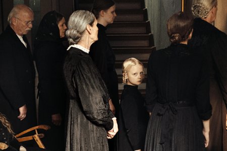 Recenzja Wpatrując się w słońce