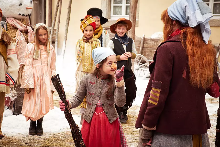 Mała czarownica - galeria zdjęć - filmweb