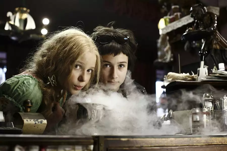 Siostry wampirki - galeria zdjęć - filmweb