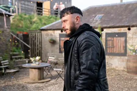 P&oacute;łbrat - galeria zdjęć - filmweb