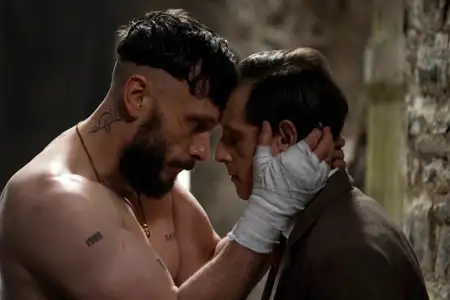 P&oacute;łbrat - galeria zdjęć - filmweb