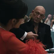 Bogaci i martwi - galeria zdjęć - filmweb
