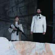 Bogaci i martwi - galeria zdjęć - filmweb