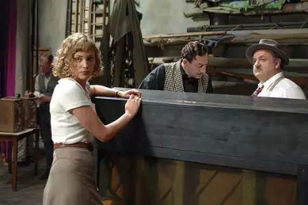 Paryż 36 - galeria zdjęć - filmweb