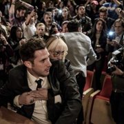 Życie singla - galeria zdjęć - filmweb