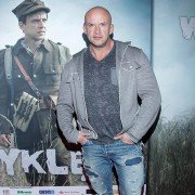 Wyklęty - galeria zdjęć - filmweb